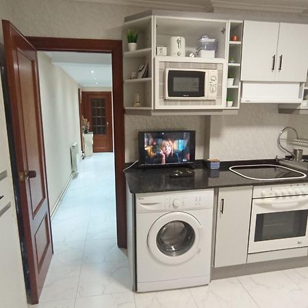 Apartmán El Trasgu De Laviada A 300M Playa, Puerto, Acuario Gijón Exteriér fotografie